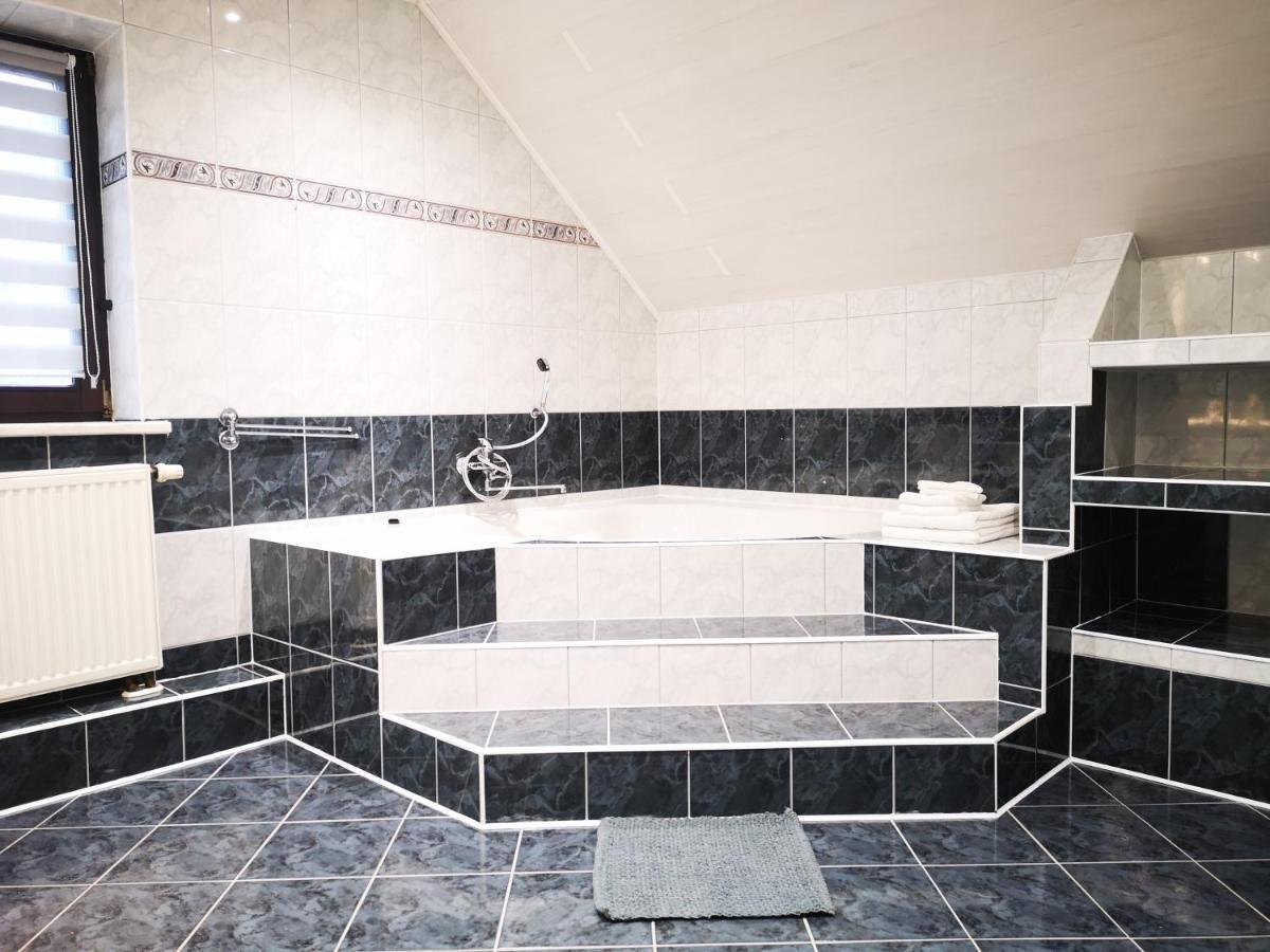 Irysek Apartment ล็องเดก-ซดรุย ภายนอก รูปภาพ